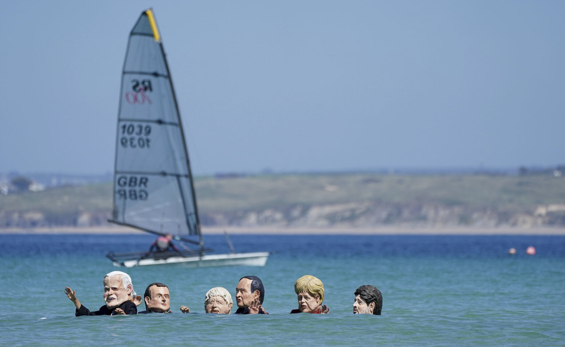 APTOPIX Britain G7